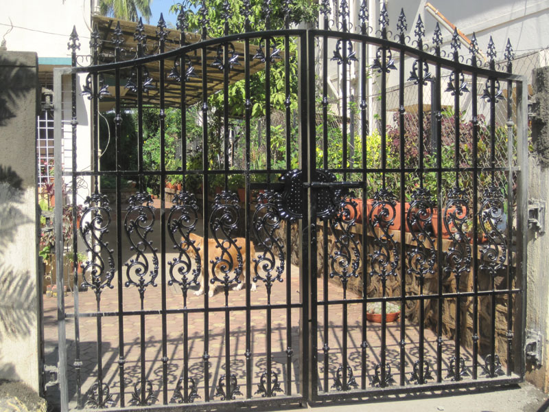 MS Main Gates 10