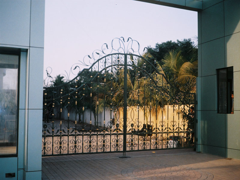 MS Main Gates 3